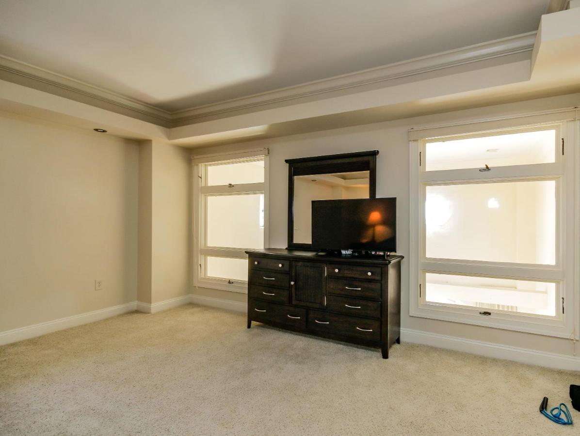 Chase Penthouse At 39 West Baltimore Inner Harbor Convention Center Free Indoor Parking One And Two Bedrooms Экстерьер фото
